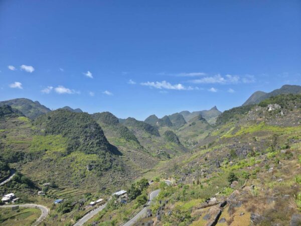 the rocky mountain in ha giang loop